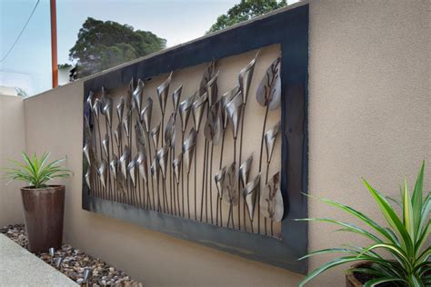 vinbrant outdoor metal art work