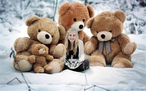 girl  teddy bear mystery wallpaper