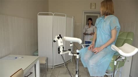 Exciting Girl On Gynecologist Examination Medical Arkivvideomateriale