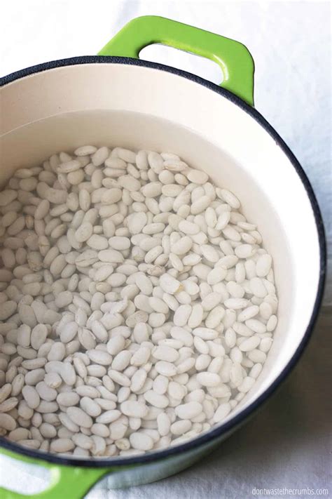 how to soak de gas and cook beans from scratch