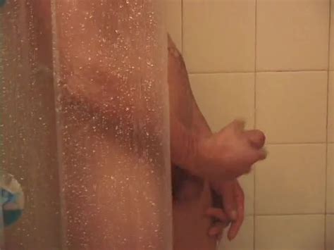 straight guy masturbating in the shower xp videos vidéos porno