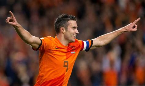 robin van persie nieuwe topscorer nederlands elftal nrc