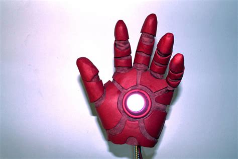 iron man glove   tonystarkitaly  deviantart