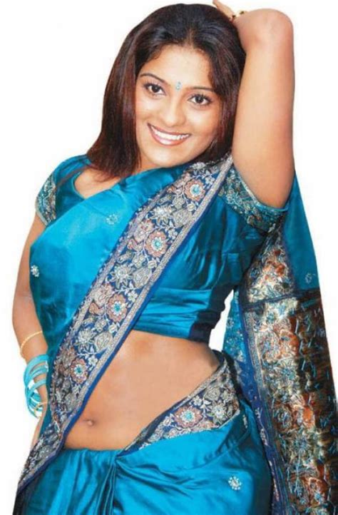 celebrity hot picture desi masala aunty showing blouse in