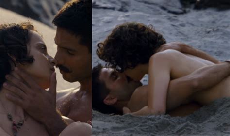 Kangana Ranaut Was Actually Naked In Rangoons Hot Kissing