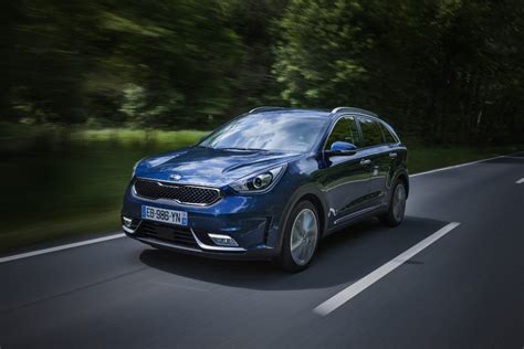 kia niro review   drive   sportage