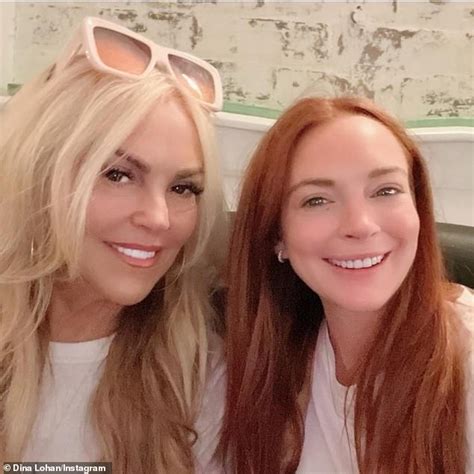 dina lohan reveals her pregnant daughter lindsay is already showing