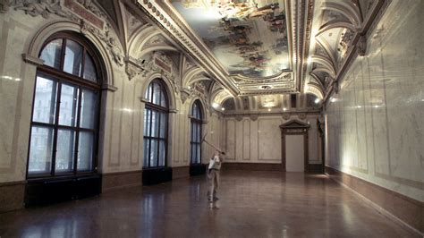 great museum  arts desk