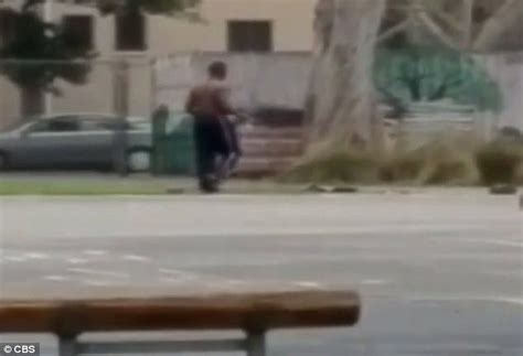 Teacher Strips Naked On La Elementary School Playground Daily Mail Online