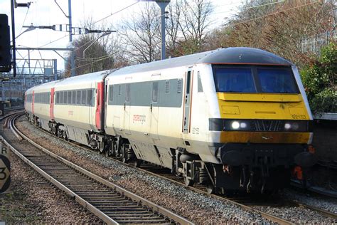 82152 Abellio Greater Anglia Class 82 Dvt 82152 Passes Man… Flickr