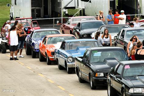 Car Chicks Take Over Byron Dragway During Ladies Only Drag