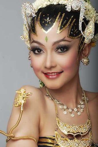 Javanese Beauty 15 Free Hq Online Puzzle Games On