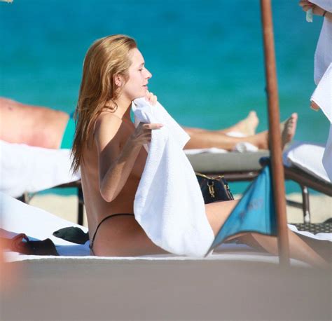 ashlen alexandra nude boobs in miami beach scandal planet