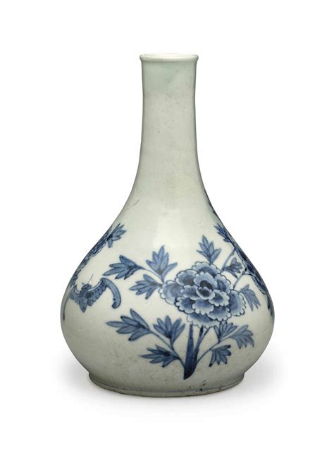 blue  white porcelain bottle joseon dynasty  century
