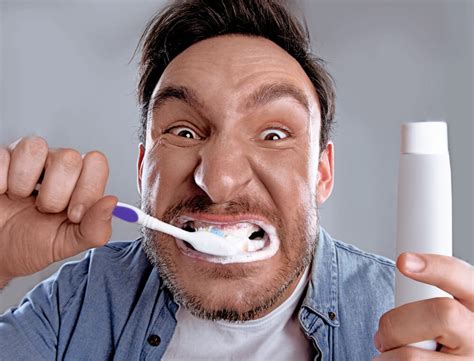 brushing  teeth   parkcrest dental group
