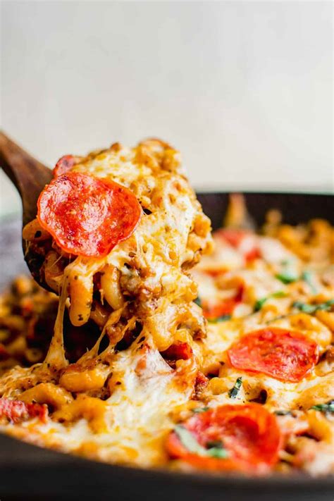 spicy pizza pasta skillet pizza inspired pasta recipe