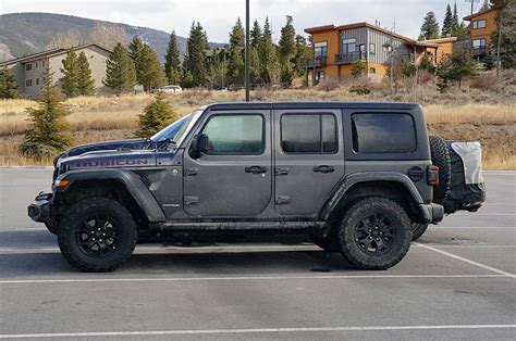 uncovered  wrangler jlu rubicons hit  streets  jeep wrangler forums jl jt