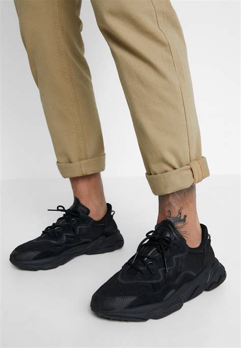 adidas originals ozweego adiprene running style shoes trainers core blackcarbon zalando