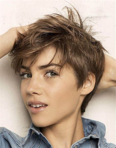 14 Cute Messy Short Haircuts Hairstyles In 2021