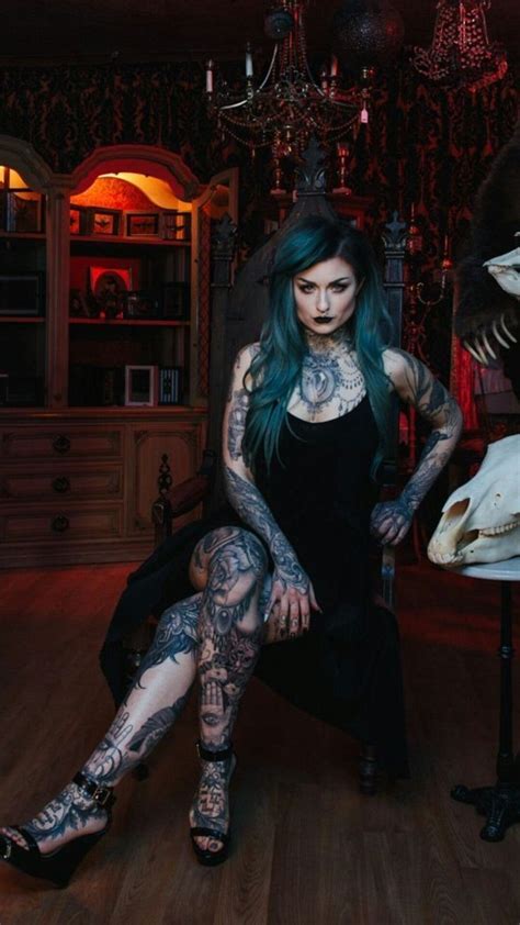 💋💋 tattoed women tattoed girls inked girls gothic girls
