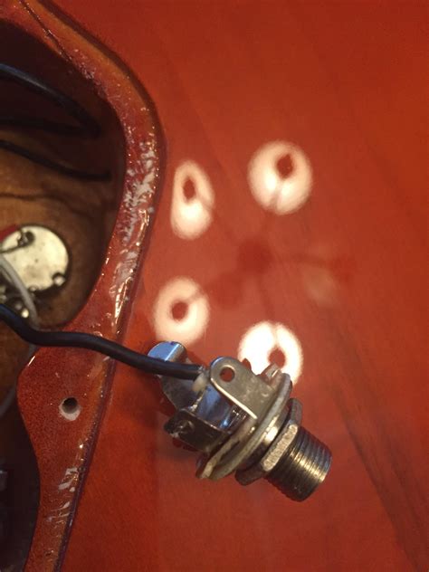 question soldering  output jack    wire guitar