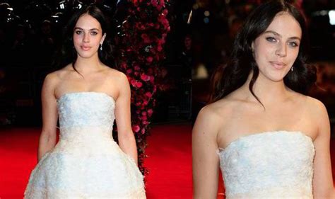 Jessica Brown Findlay A Far Cry From Lady Sybill As She Dazzles At
