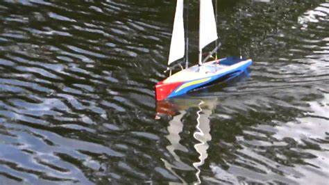 rc sailboat dual rudder rs 650 750 1st sail youtube