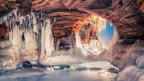 lakes superiors ontario ice caves named  travel spot