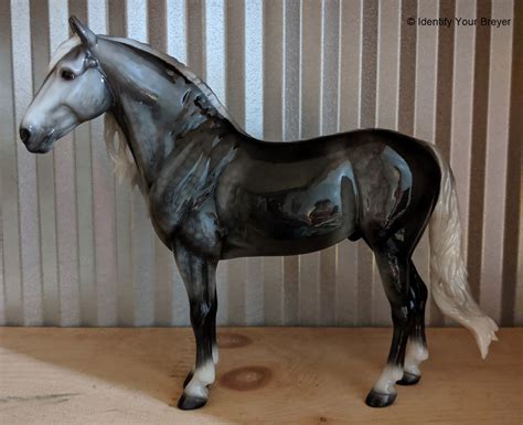 model horse madness lots   reveals today