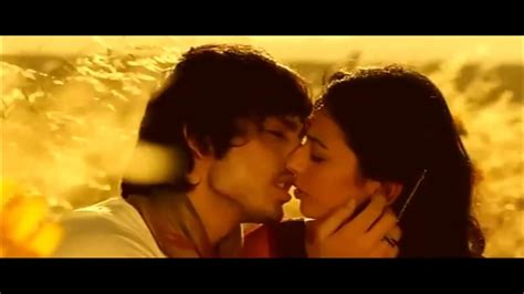 Rakul Preet Singh Kissing Himansh Kohli In Yaariyan Movie Youtube