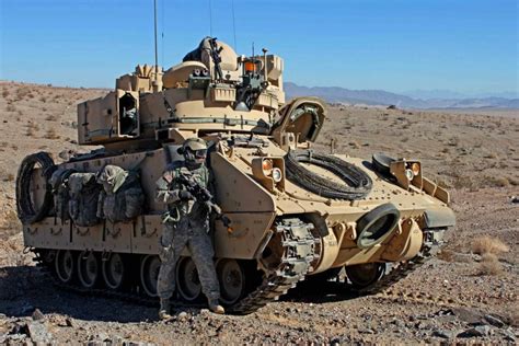 bradley fighting vehicle decisive action military machine