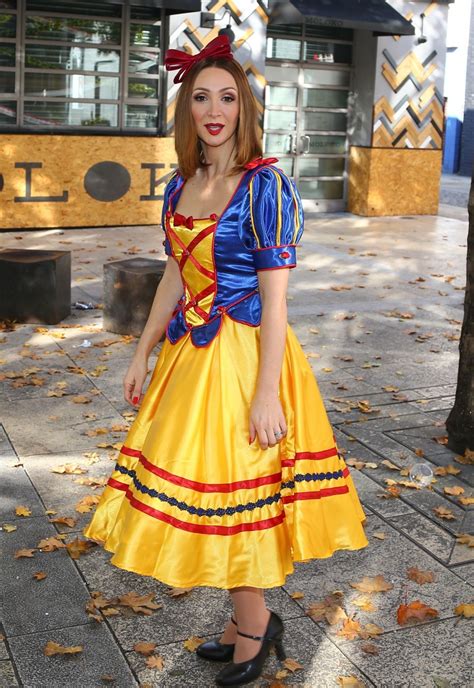 lucy jo hudson the snow white and the seven dwarfs panto photocall at the st helen s theatre
