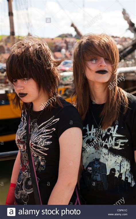 Free Teen Emo Goth Pictures