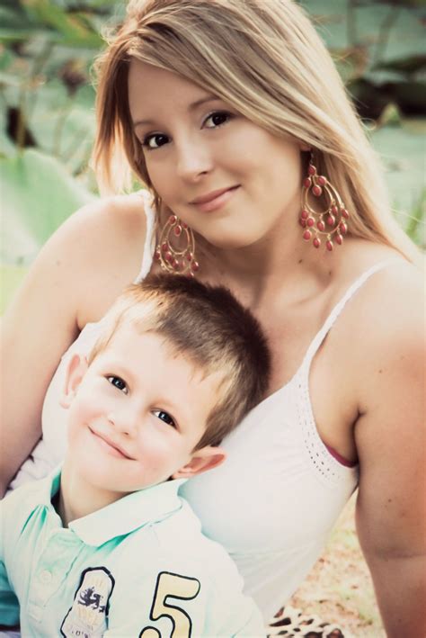 Mom And Son I Need To Do Mommy And Son Photos Mother Son Photography