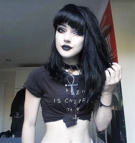 Pin By Dark Queen 666 On Emo And Goths Cute Goth Girl Goth Model