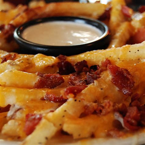 fries  cheese  bacon