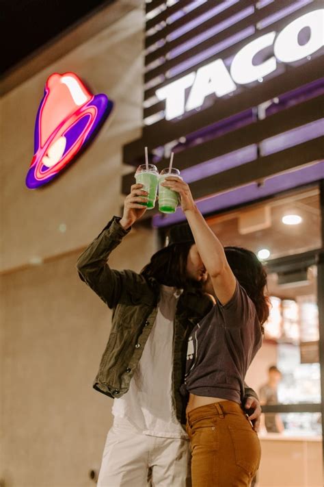 couple takes engagement photos at taco bell popsugar love and sex photo 14