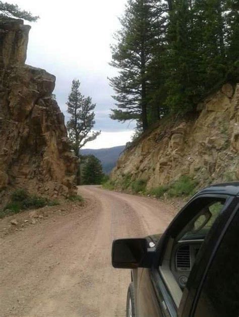primitive road  unpaved   scenic byway scenic roads montana