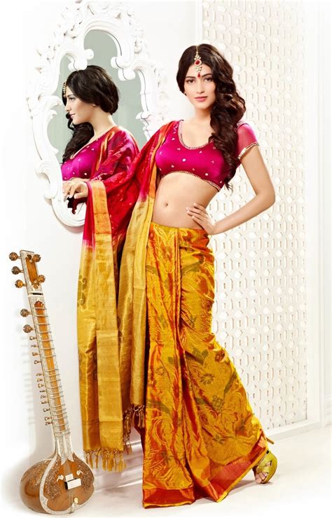 Shruti Hassan Beautiful Photos In Sarees Hollywood