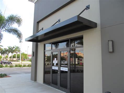 clean  aluminum awning