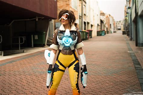 page 3 of 6 for 37 hottest sexiest overwatch cosplays female gamers