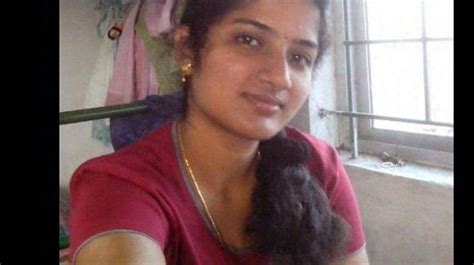 tamil erode girl roopali malayaman mobile number