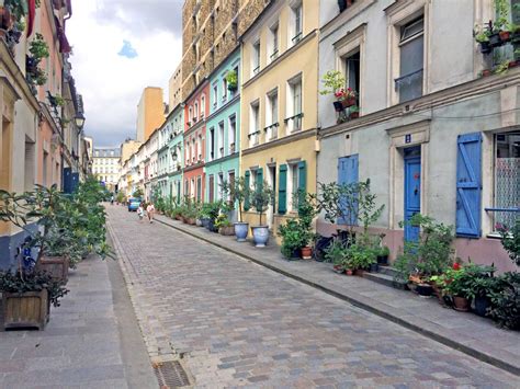 discover  colourful street  rue cremieux paris french moments
