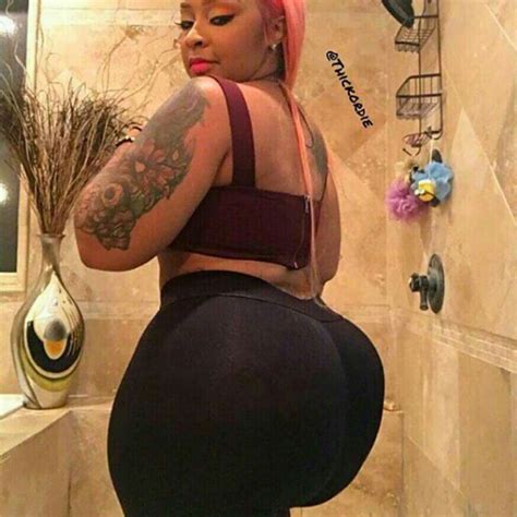 180 best thick ass n leggings images on pinterest curves chubby girl and curvy women