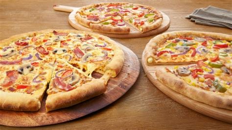 dominos launches cheese  bacon stuffed crust pizza  uk metro news