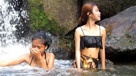 4 sexy thai girls in bikini adventure to hin lad waterfall