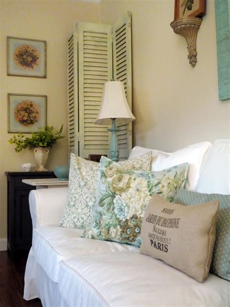 simple blue shabby chic bedroom ideas greenvirals style