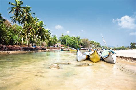 when is the best time to visit goa uk