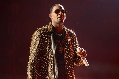 r kelly accused of holding women against their will at his