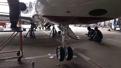 hawker landing gear maintenance repair  overhaul  youtube
